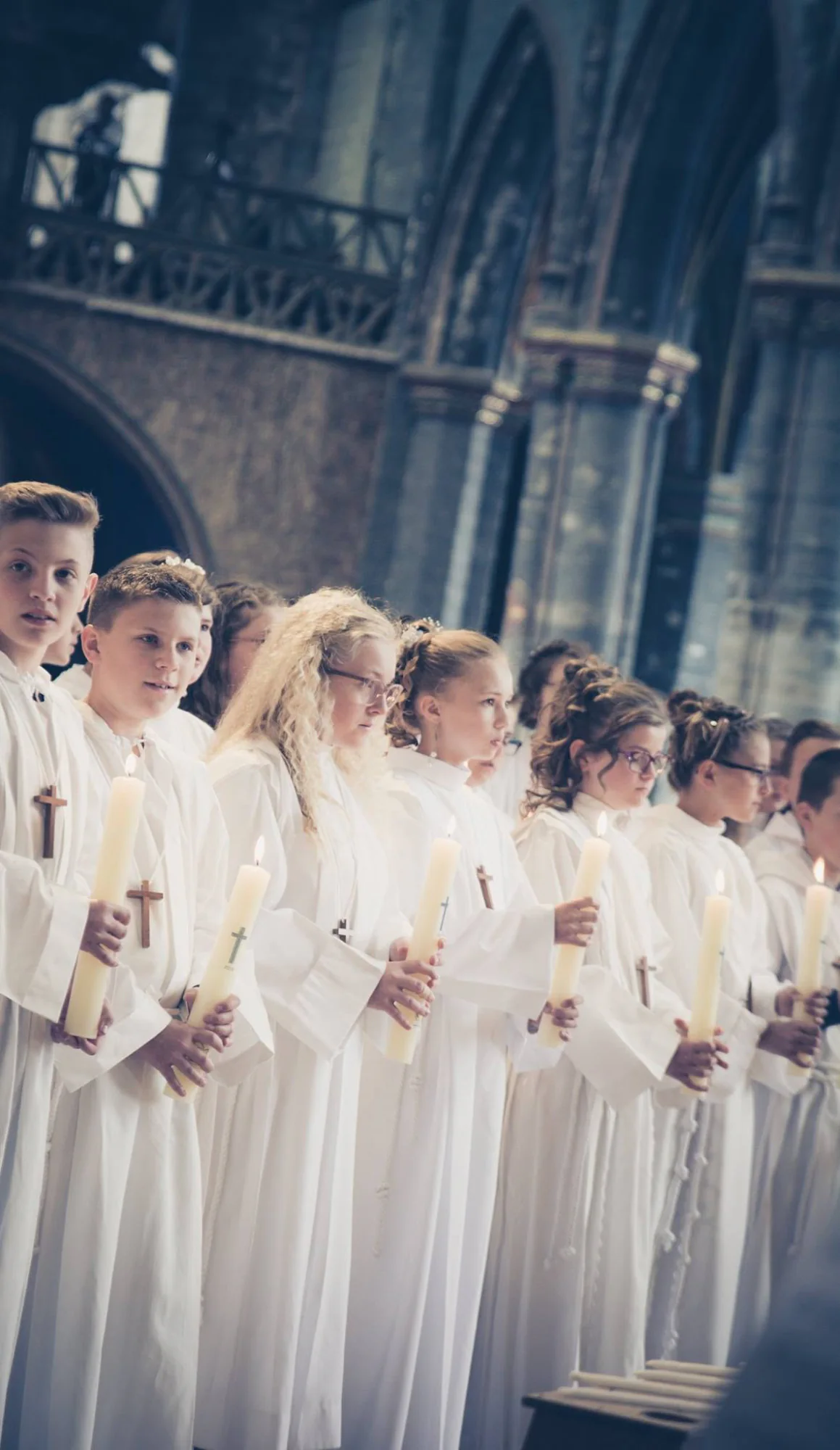Enfants réunis lors d’une communion